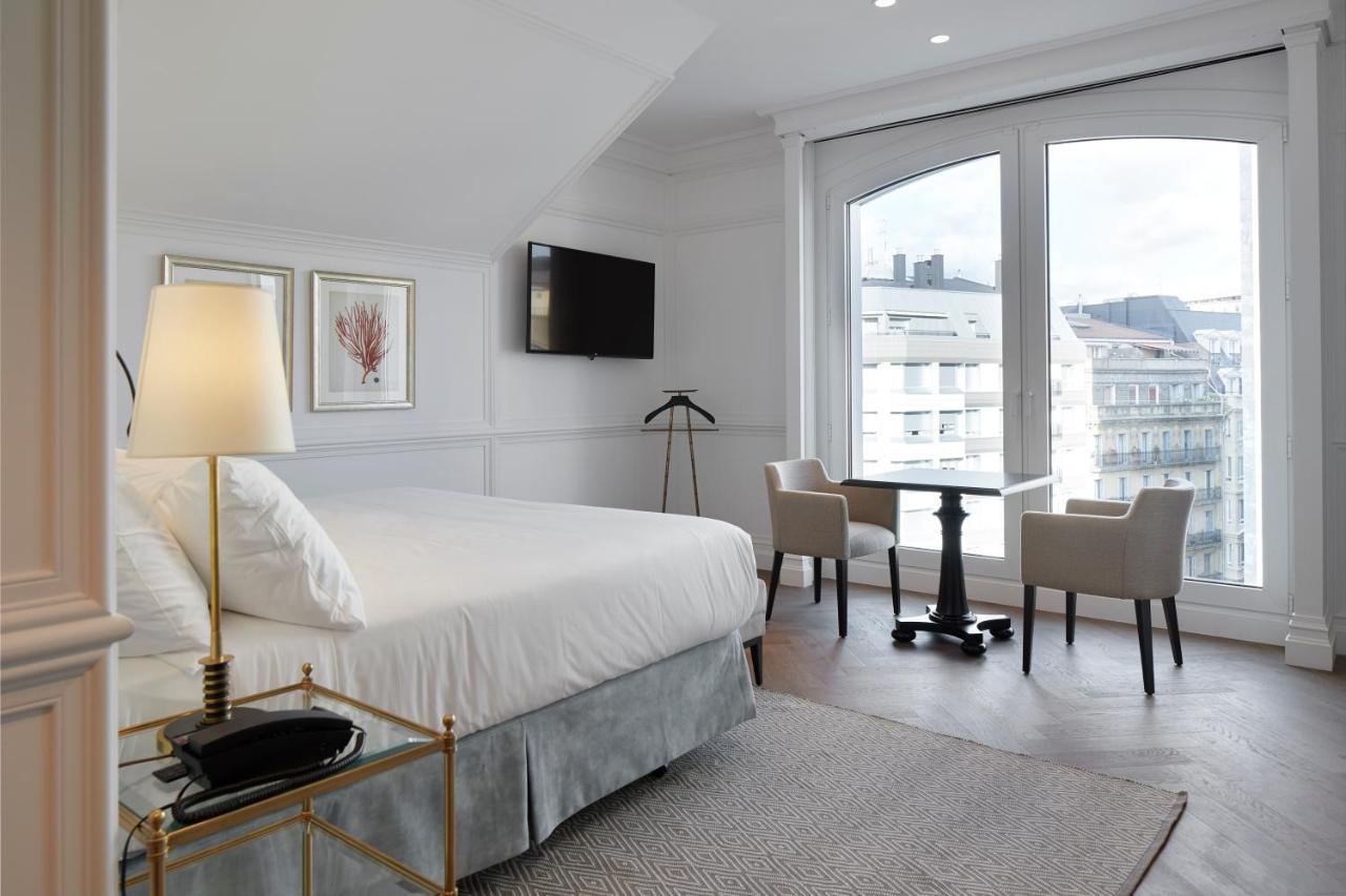 Classic Double Room City View