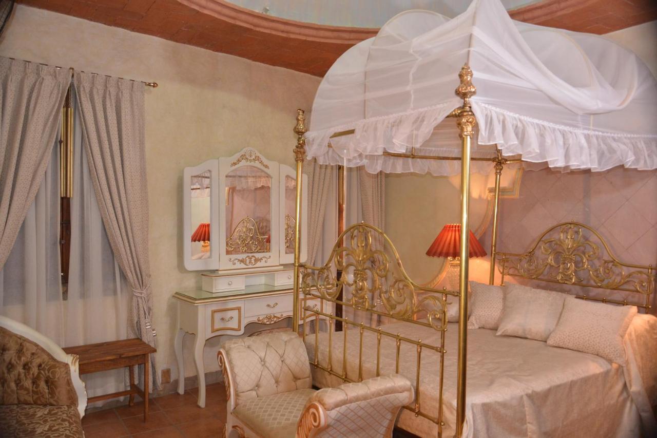 Standard Double Suite,1046461150:JPEG
