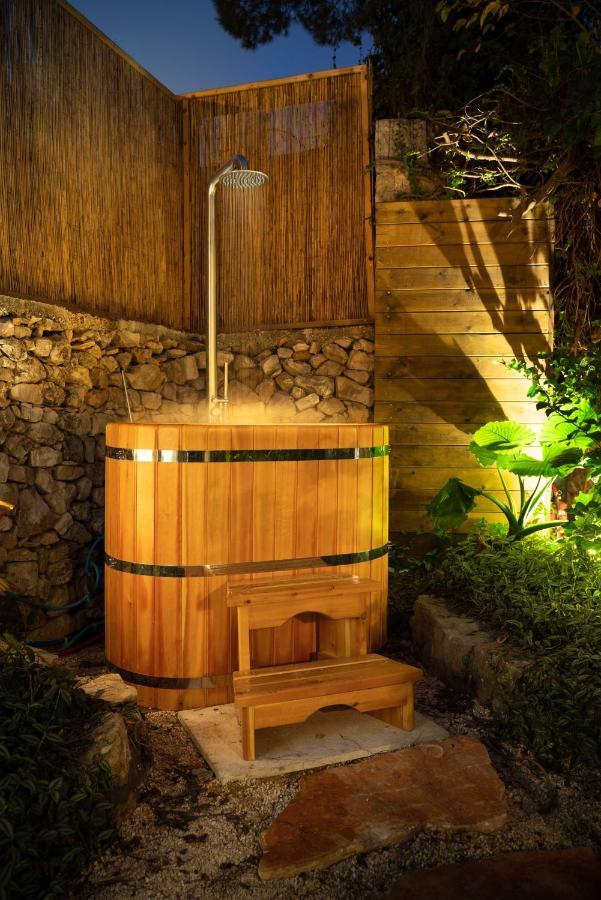 Suite with Hot Tub