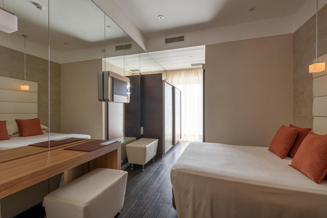 Deluxe Quadruple Room,1209339097:JPEG