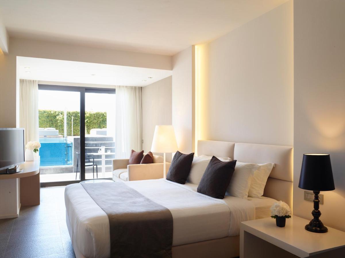 Pool Experience Suite