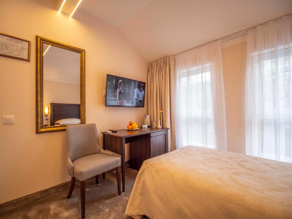 Luxurious Single Room,1105906002:JPEG