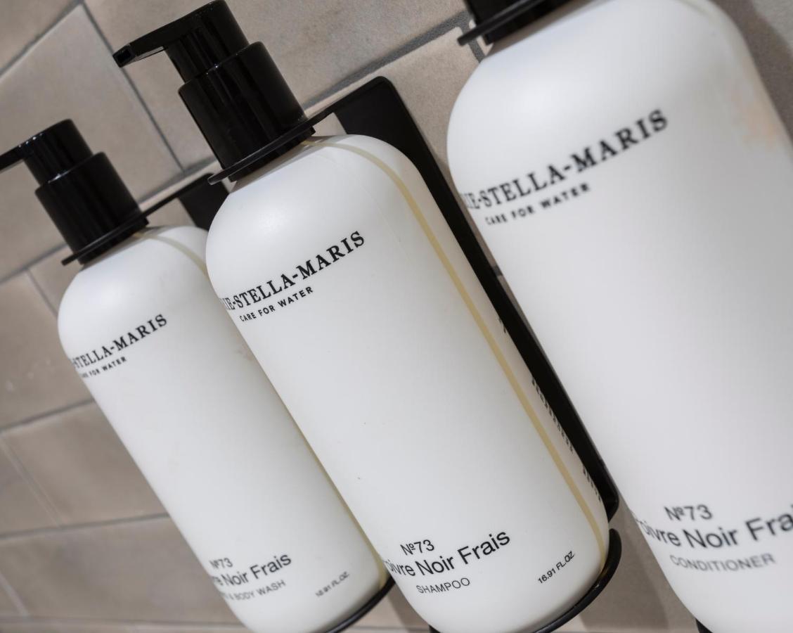 Suite,1107544305:JPEG