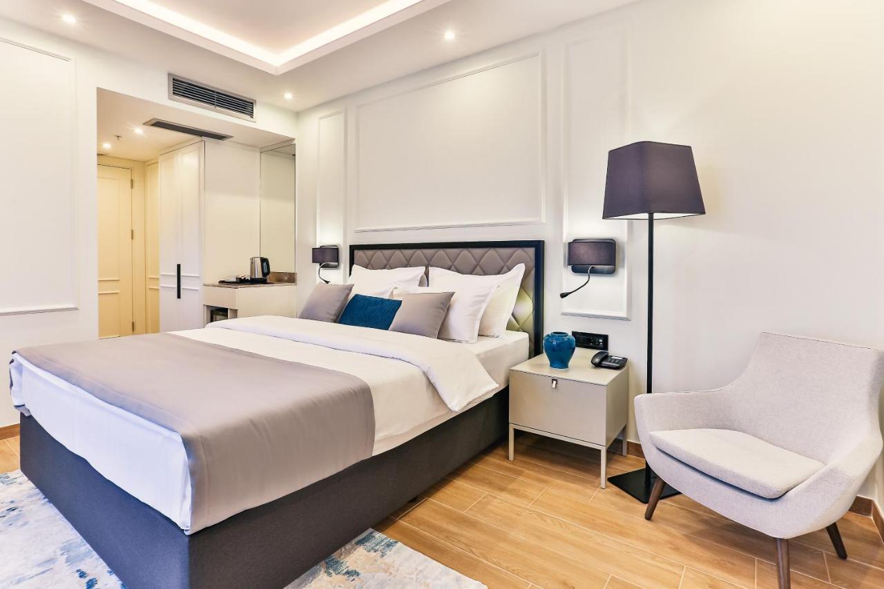 Doppelzimmer mit Balkon