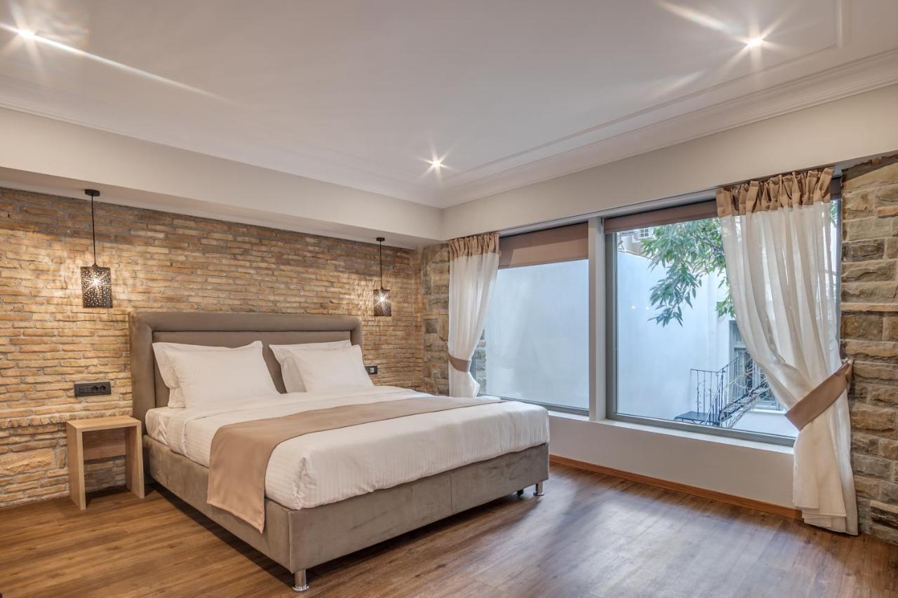 Deluxe Family Suite