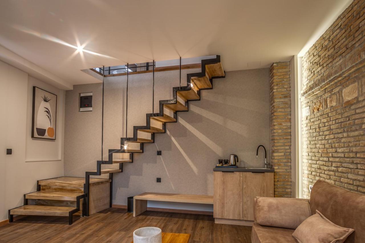 Deluxe Family Suite