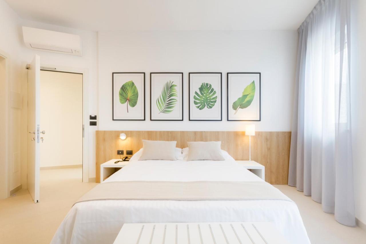 Standard Double or Twin Room Sea View