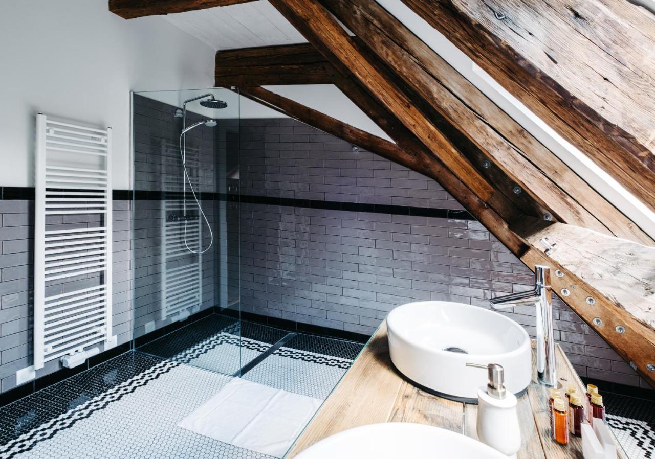 Familiensuite mit Dusche