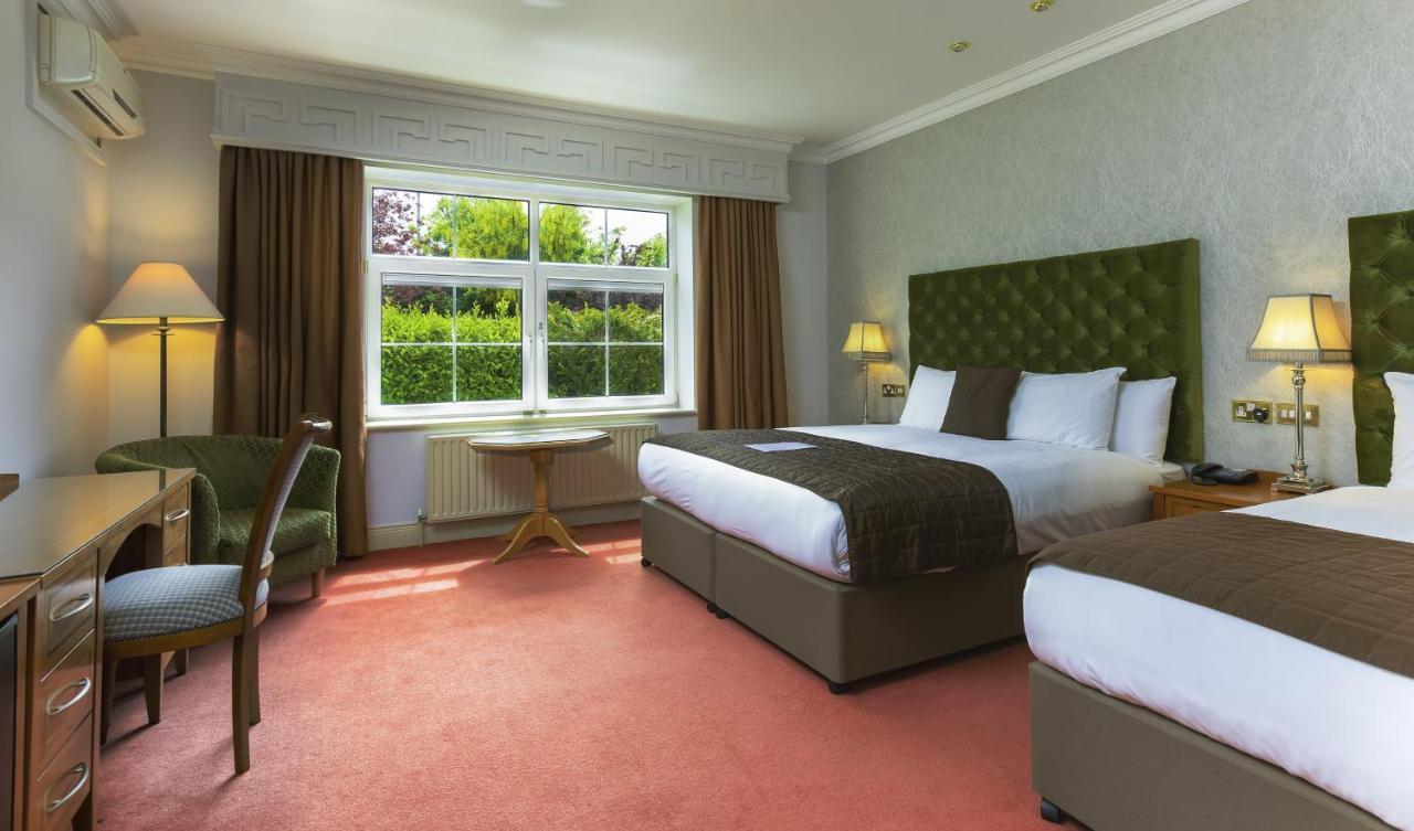 Deluxe Double or Twin Room with A/C