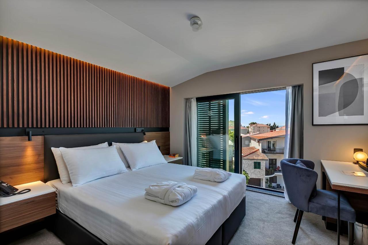 Standard Family Room (3 Persons),1118265801:JPEG