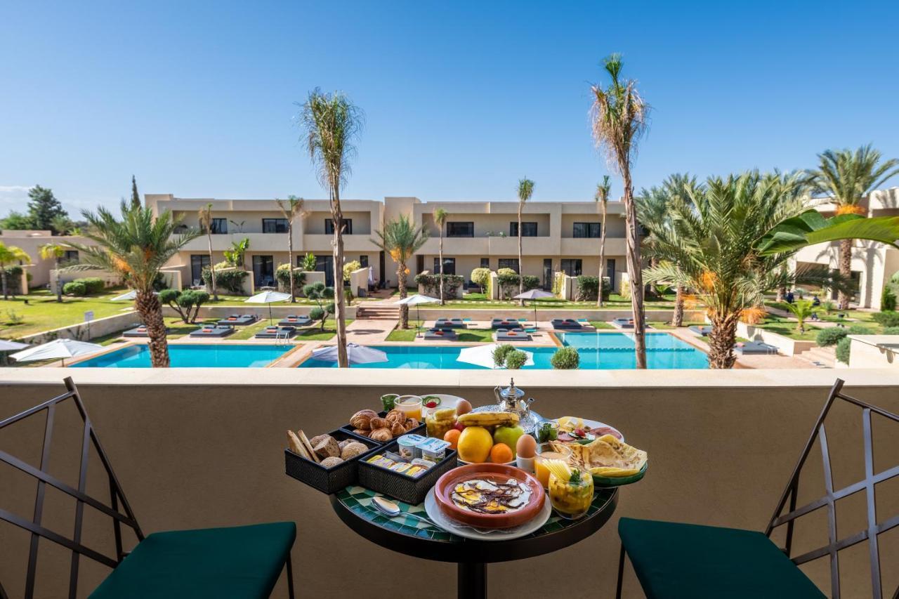 Suite Private Terrace Pool View