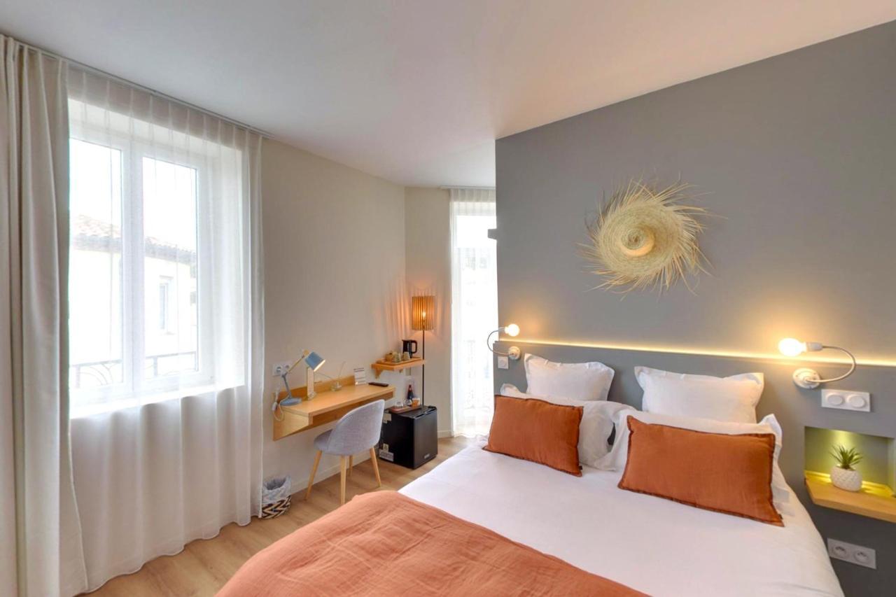 Standard Double Room,1196423590:JPEG