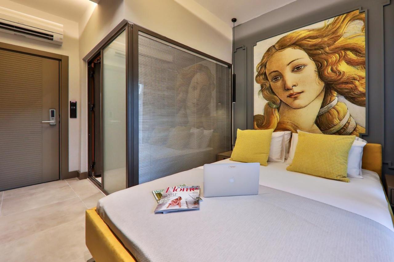 Standard Double Room with Garden View