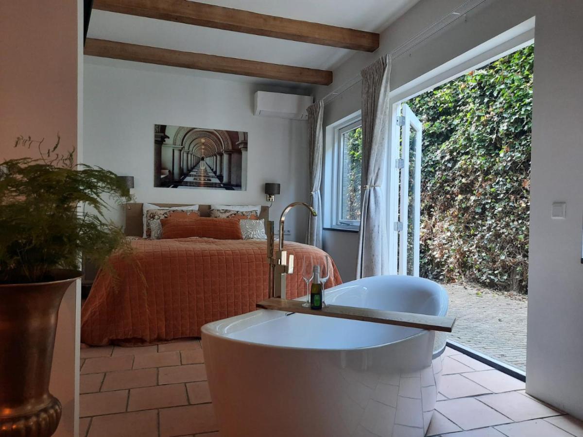 Suite with Terrace,1149266905:JPEG