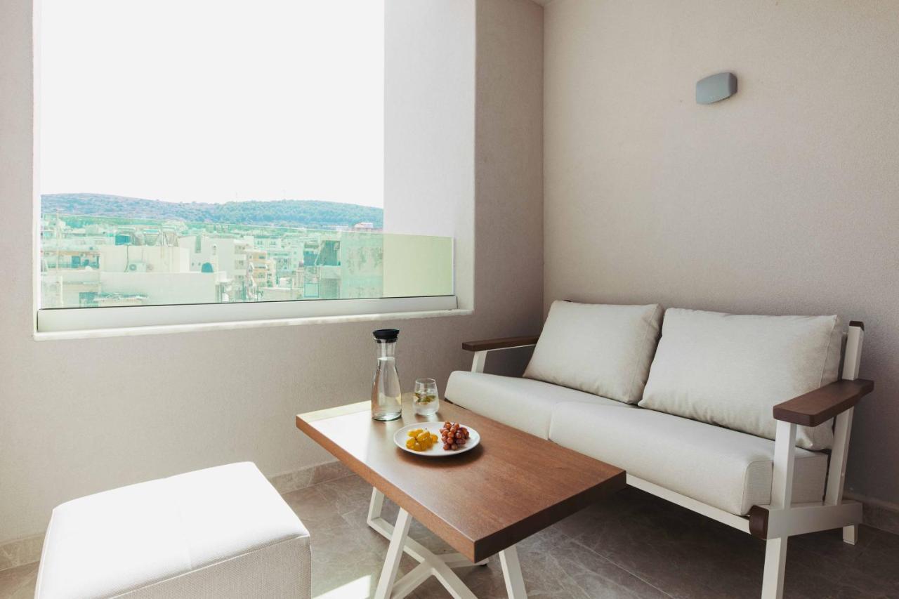 Deluxe Suite with Spa Bath,1169105536:JPEG