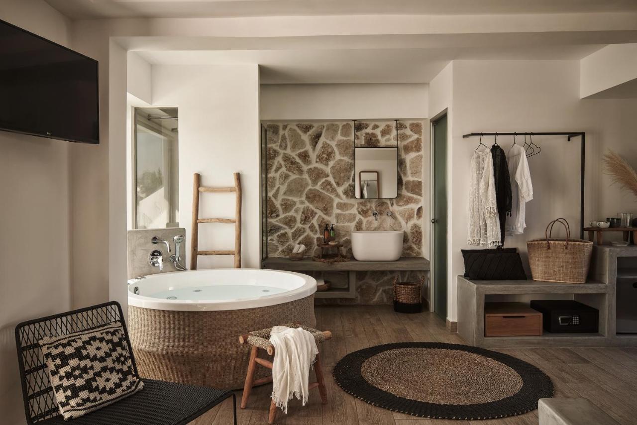 Junior Suite with Indoor Jacuzzi