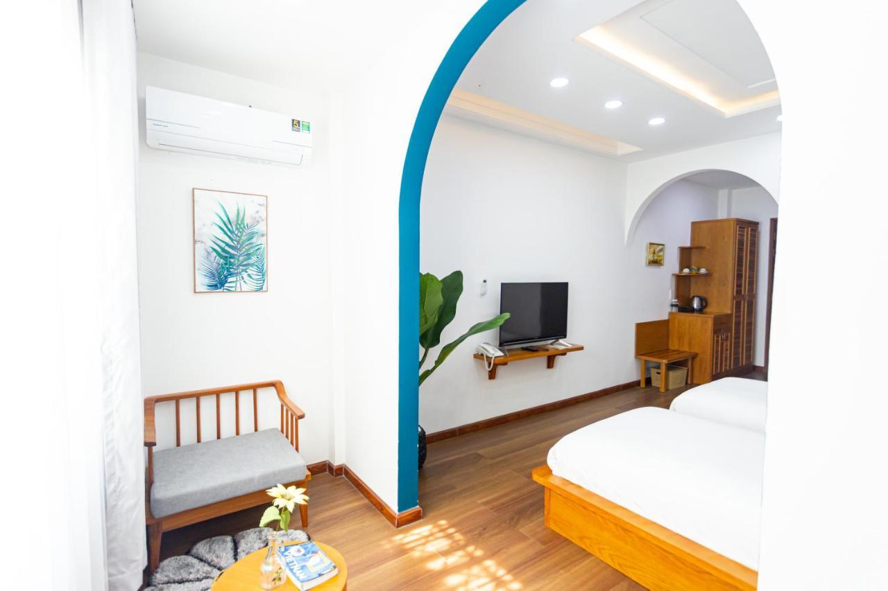 Deluxe Double/Twin Room With Window + Free Laundry