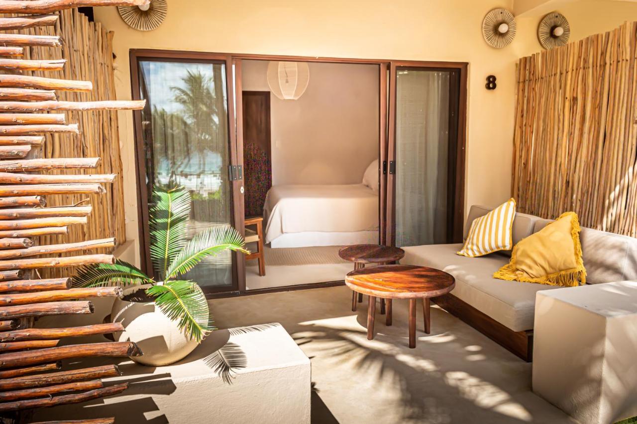 Deluxe Partial Sea View