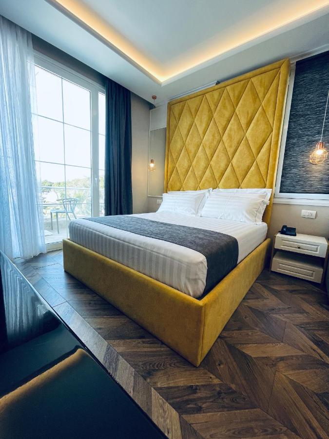 Deluxe Triple Room Sea View
