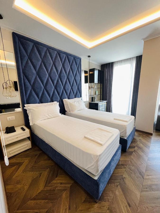 Deluxe Triple Room Sea View