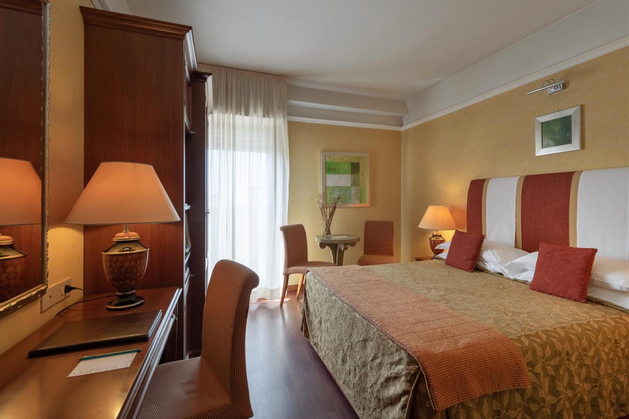Classic Quadruple Room