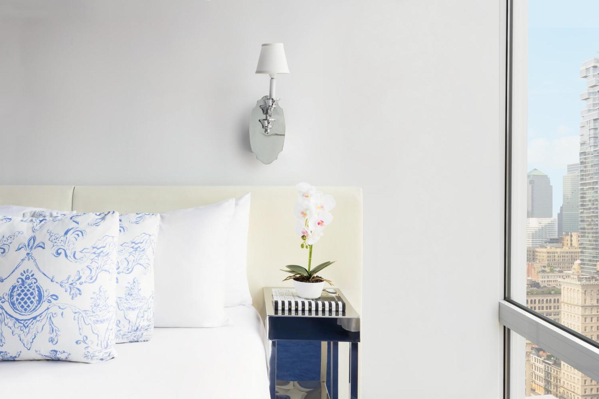 Premium Queen Room