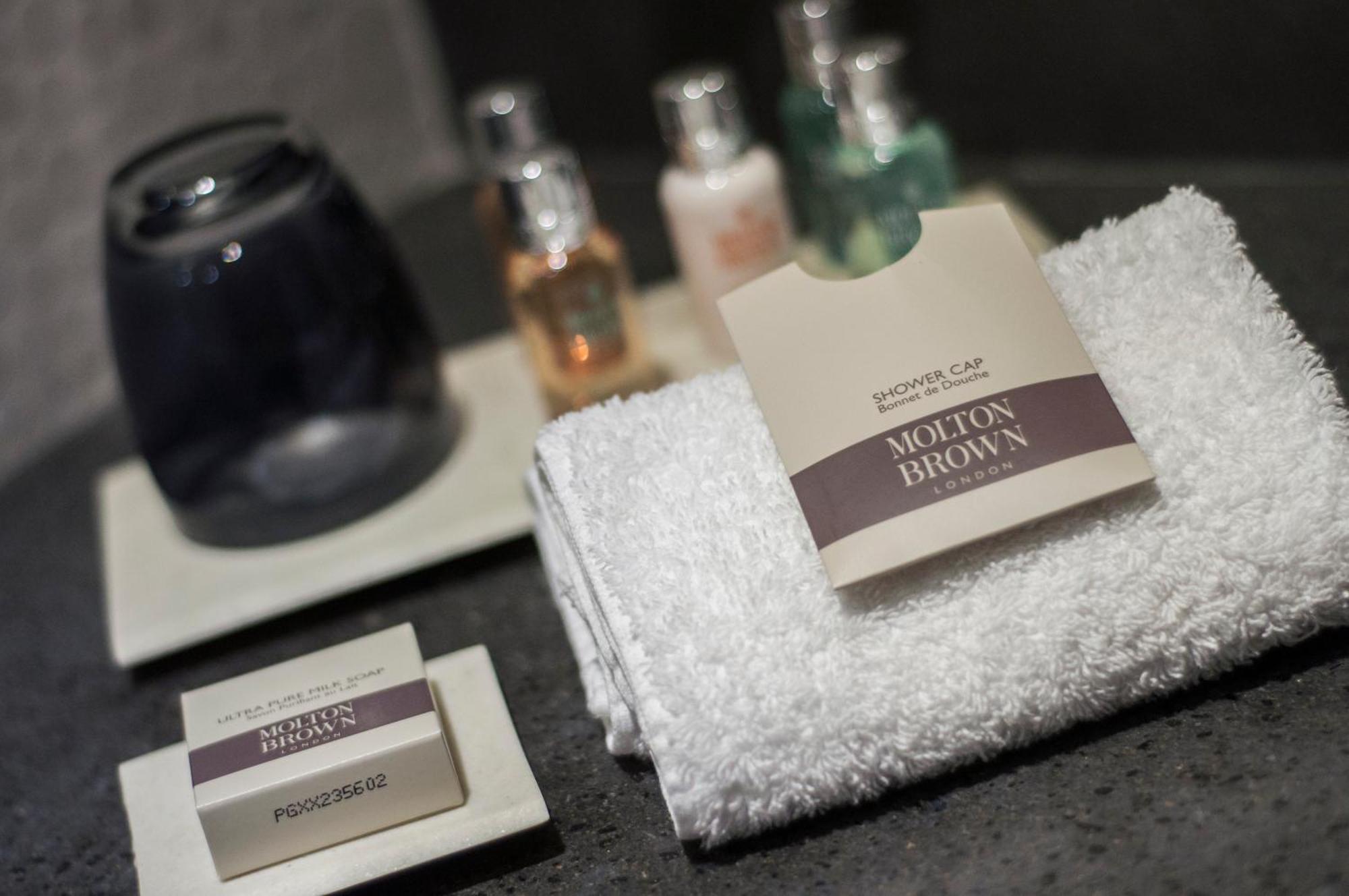 Deluxe Room,1211861269:JPEG