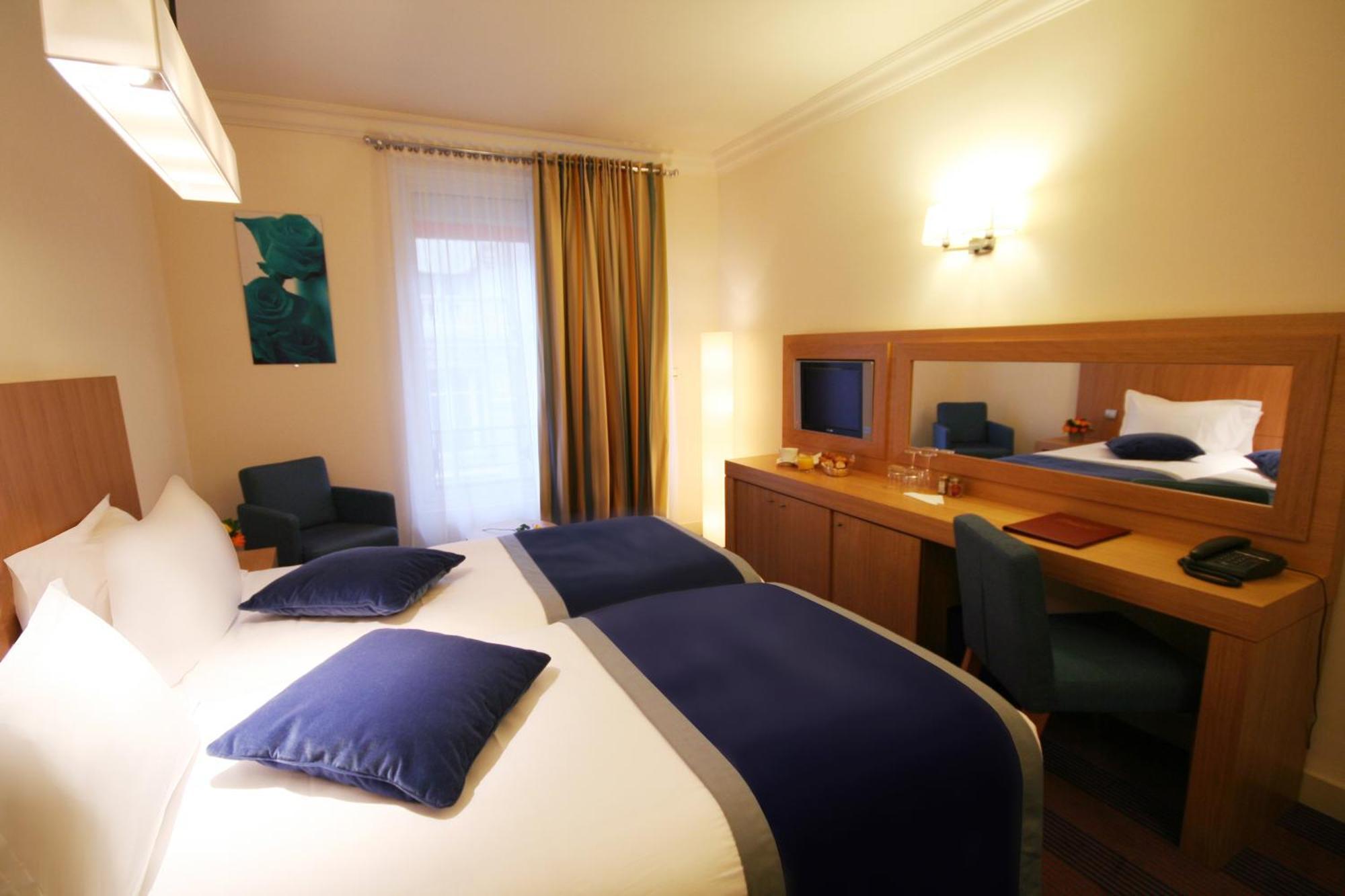 Classic Twin Room