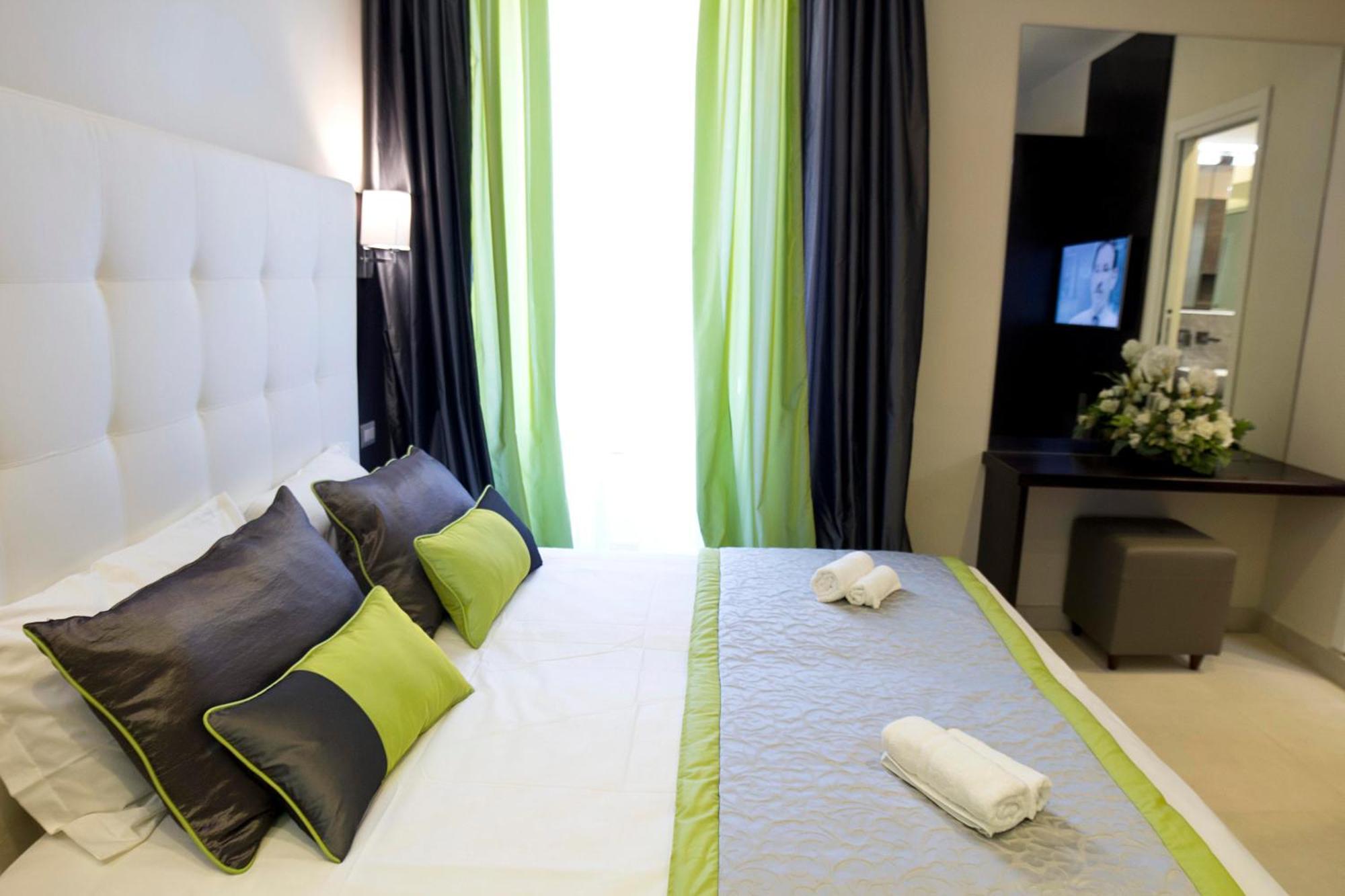 Superior Double or Twin Room Sauna Access