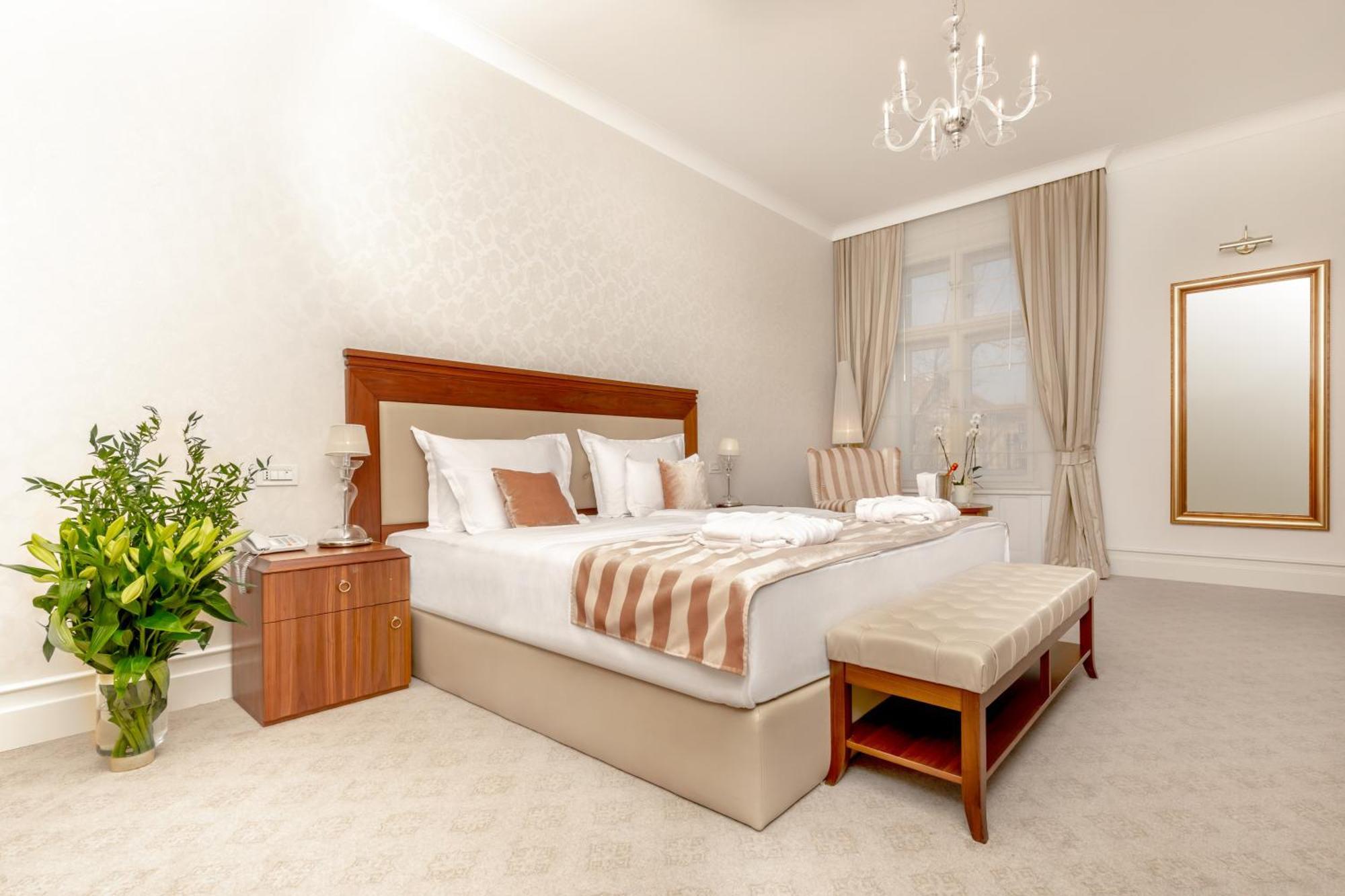 Digital Nomads Superior Single Room Premium Remote