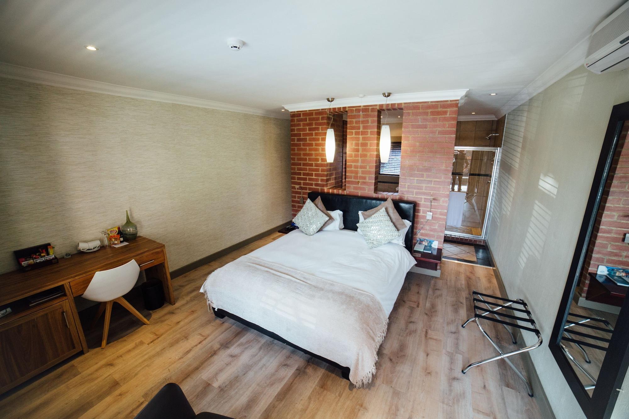 Standard Double Room,1221887587:JPEG