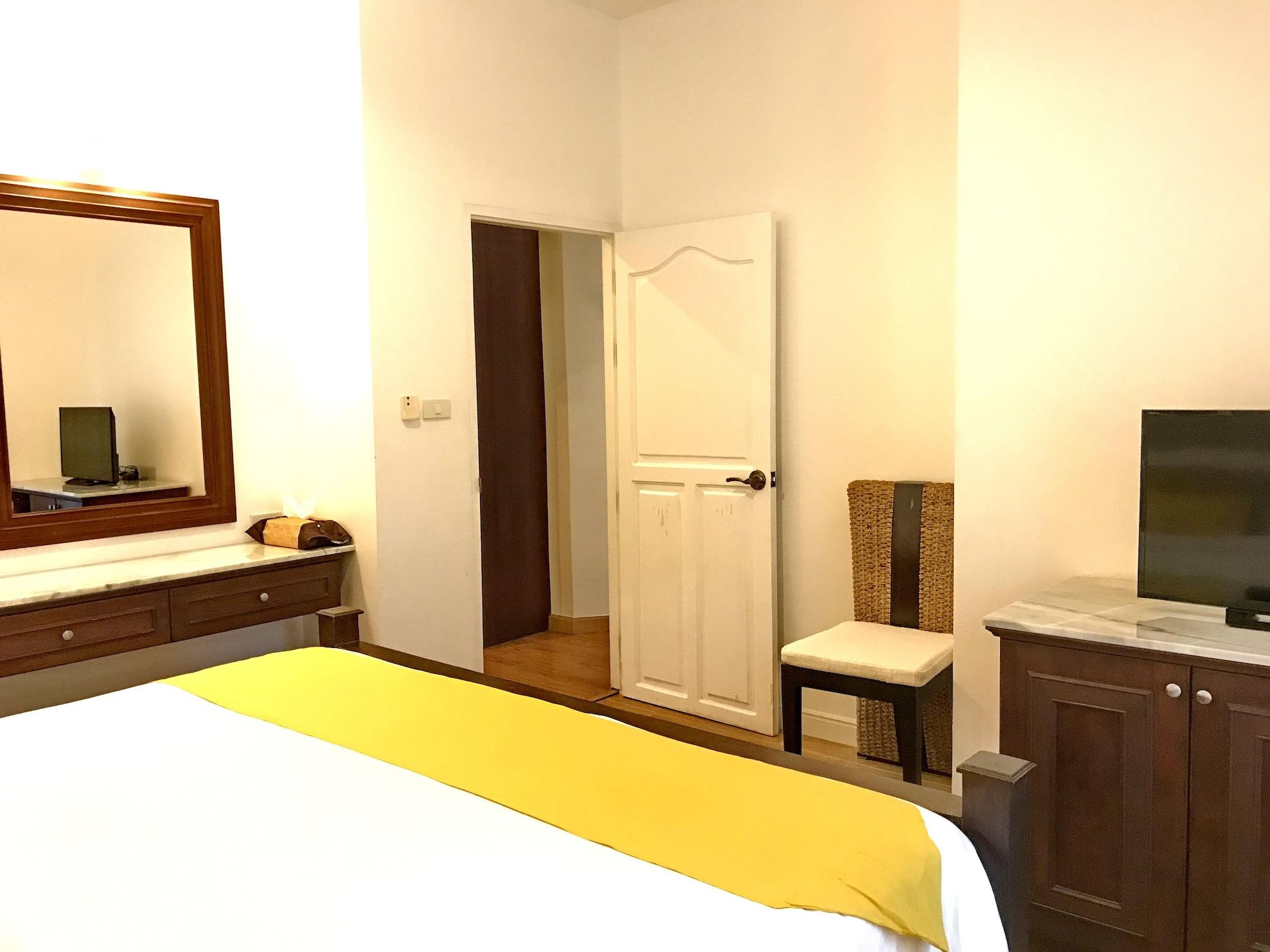 Two-Bedroom Family Suite