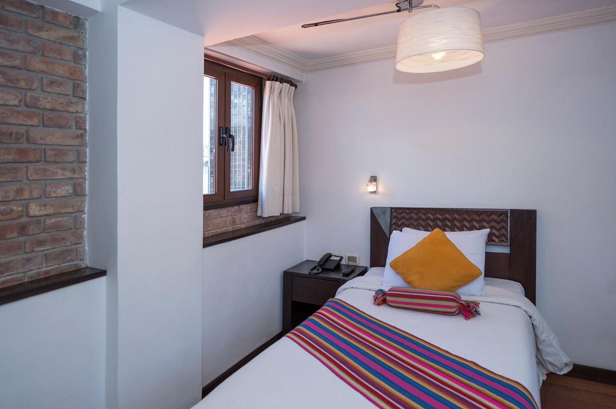 Single Room,1228630805:JPEG