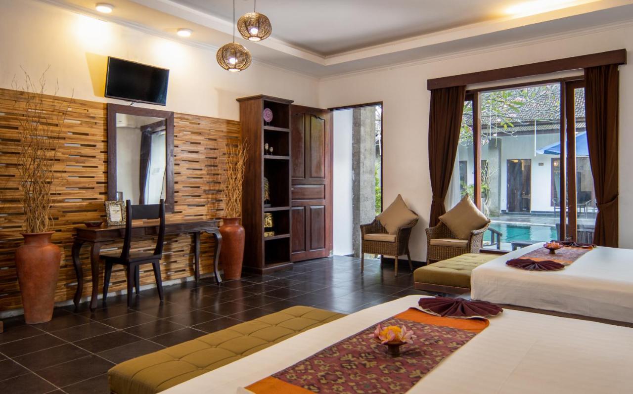 Deluxe Family Room Two King Beds