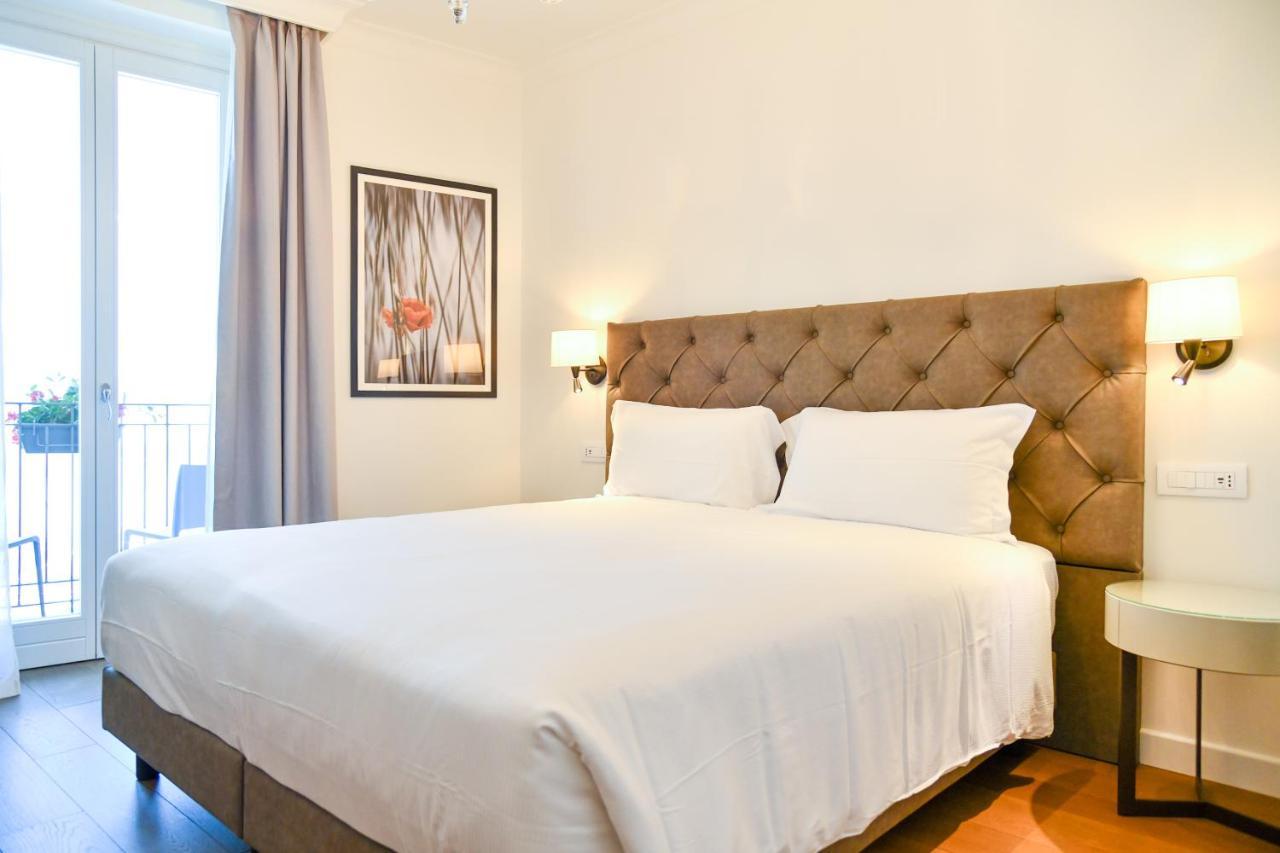 Double Room with Lake View