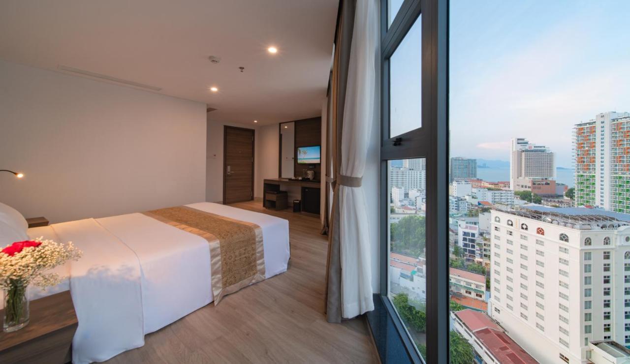 Suite Nhìn Ra Thành Phố