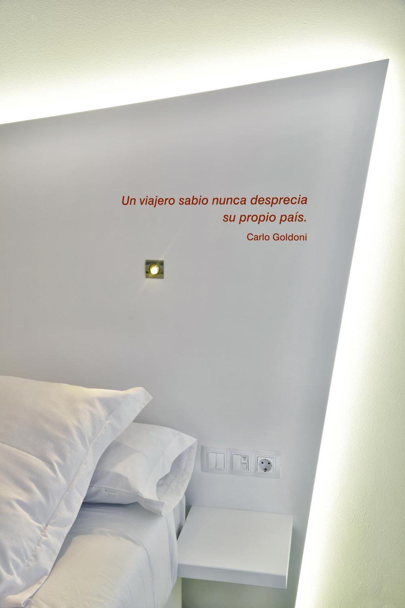 Double or Twin Room,1395899915:JPEG