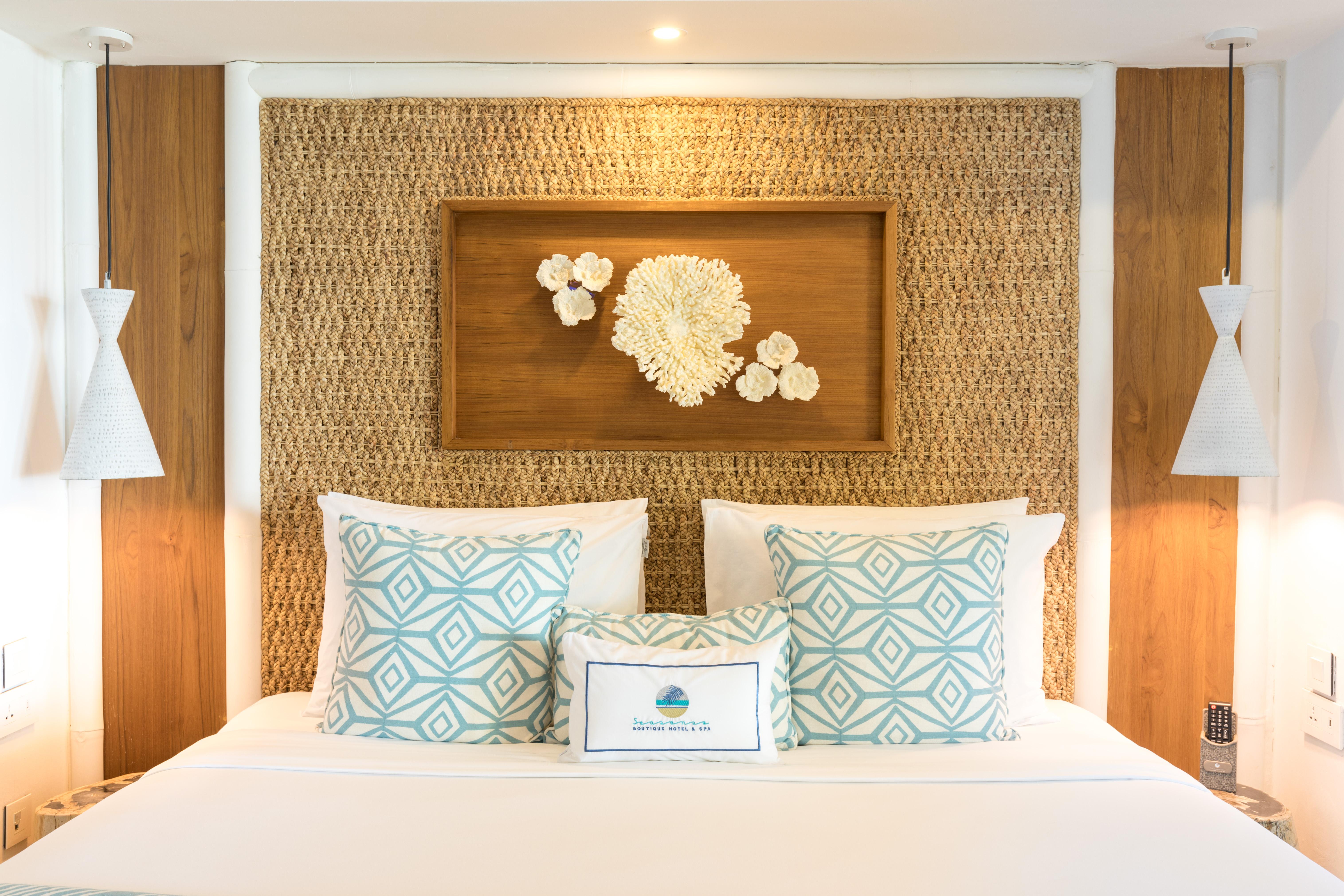 Deluxe Beachfront Room