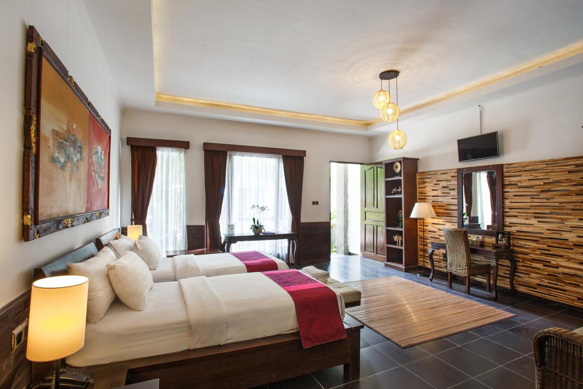 Superior Double or Twin Room Pool View