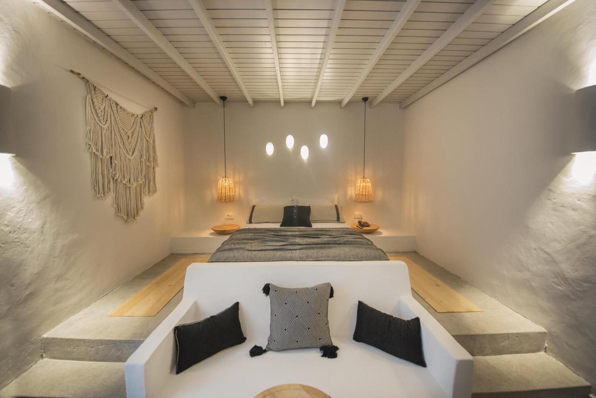 Classic Room (Land or Street Side)