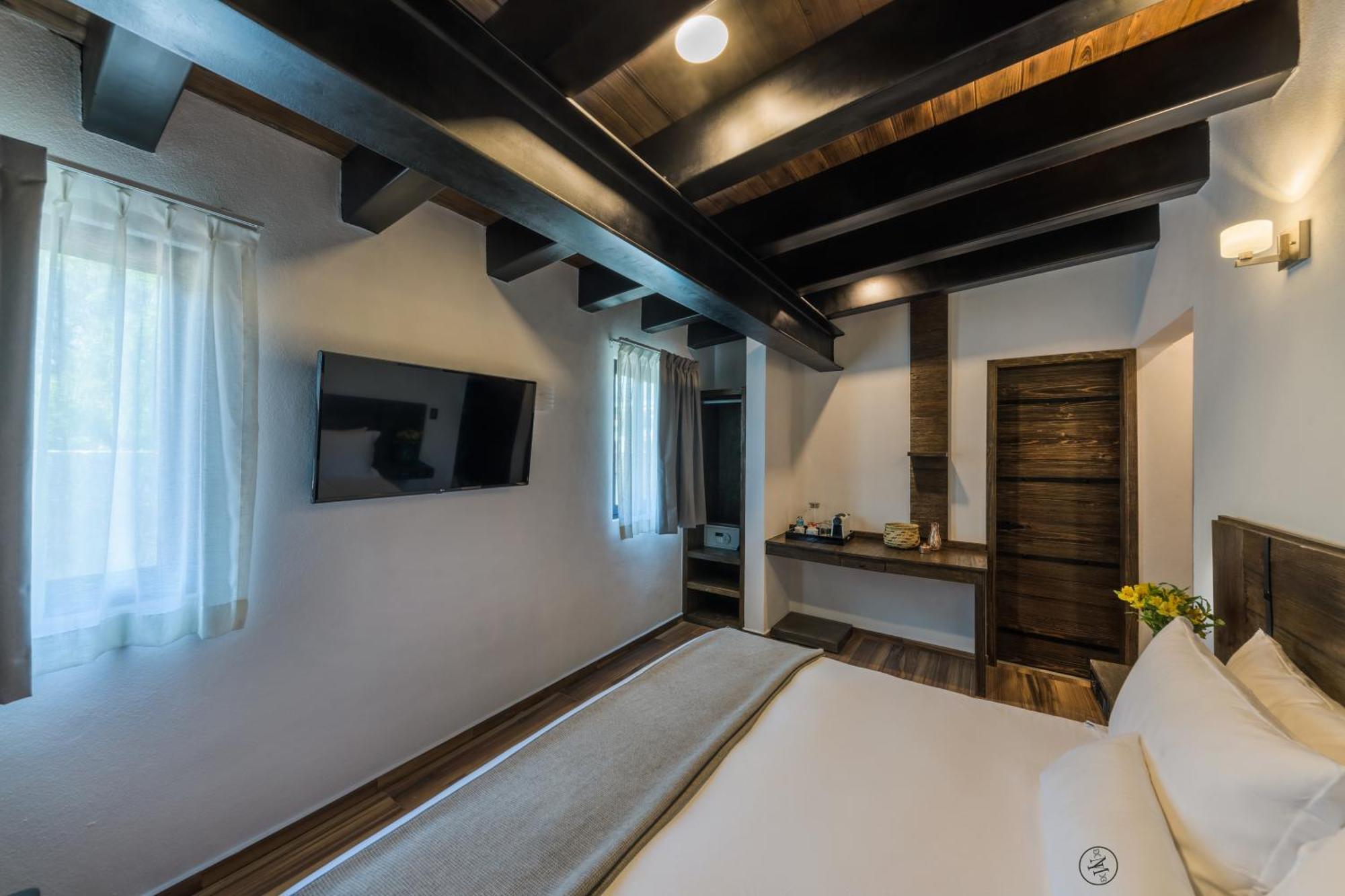 Deluxe Suite,1284153841:JPEG