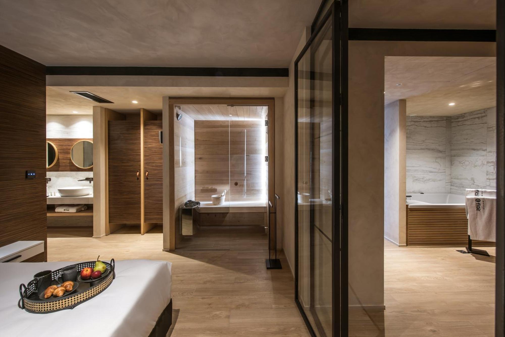 Excellence King Suite
