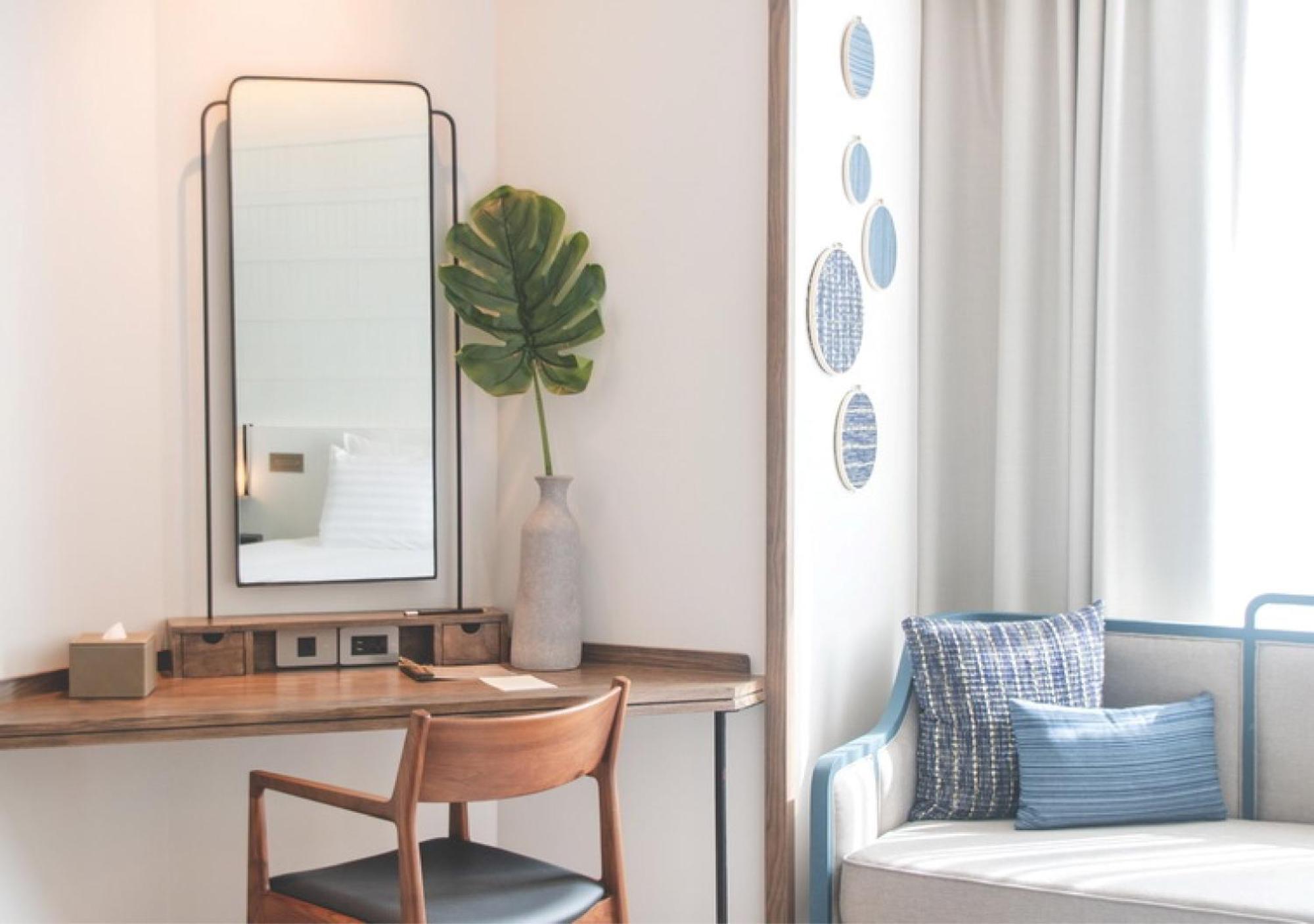 Serene White Twin Room 24 Hours Room