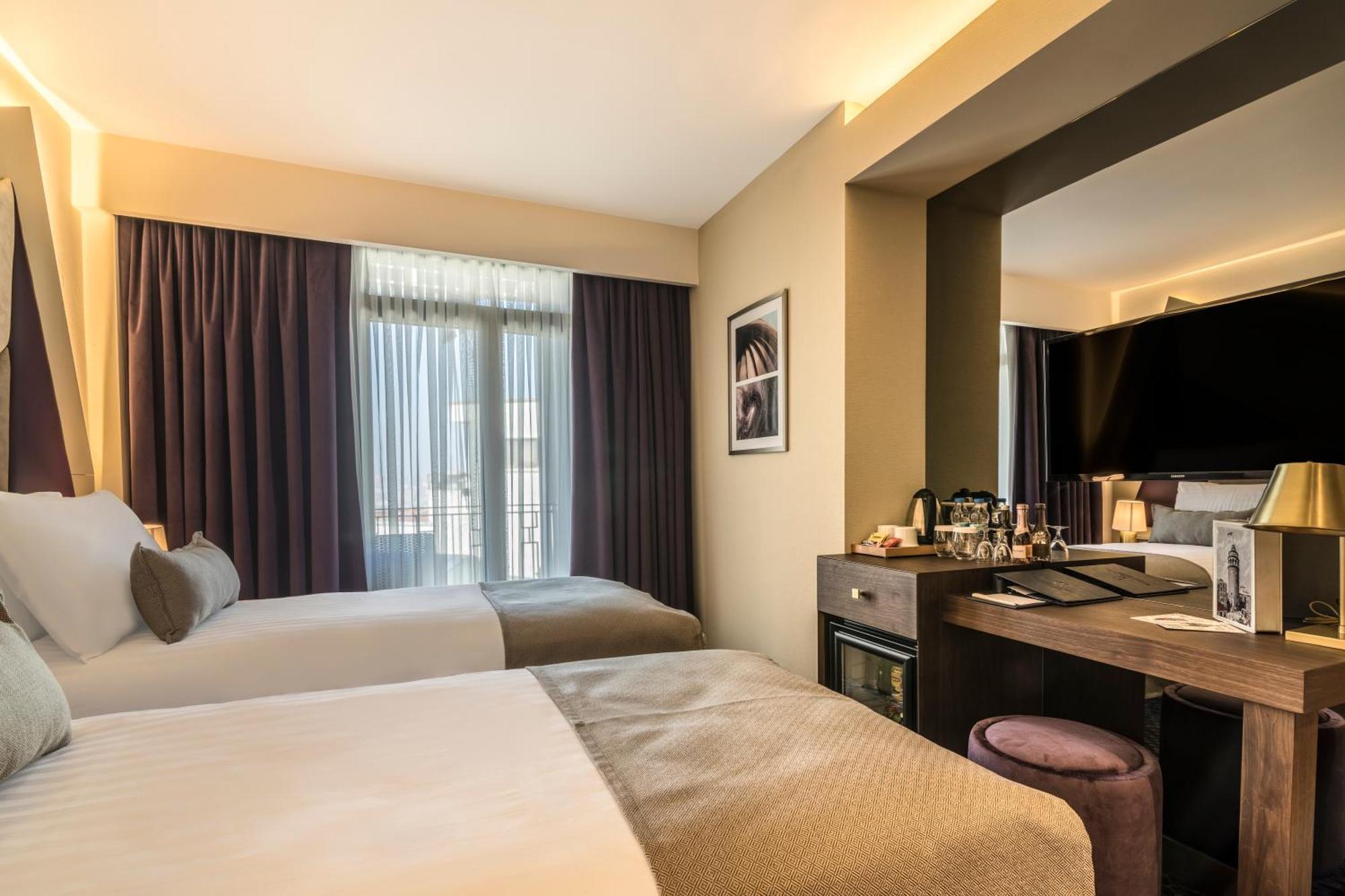 Deluxe Double or Twin Room Balcony