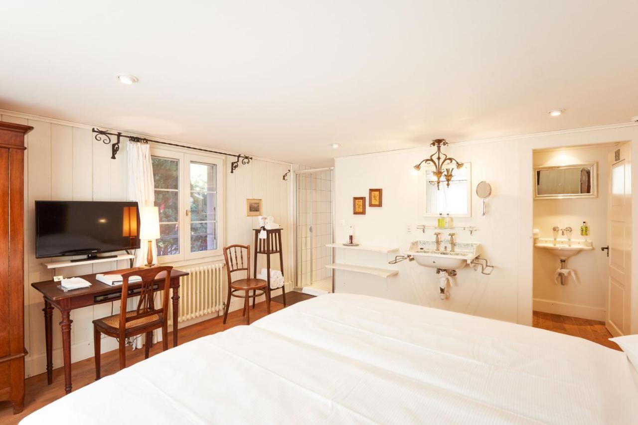 Boutique Comfort Room