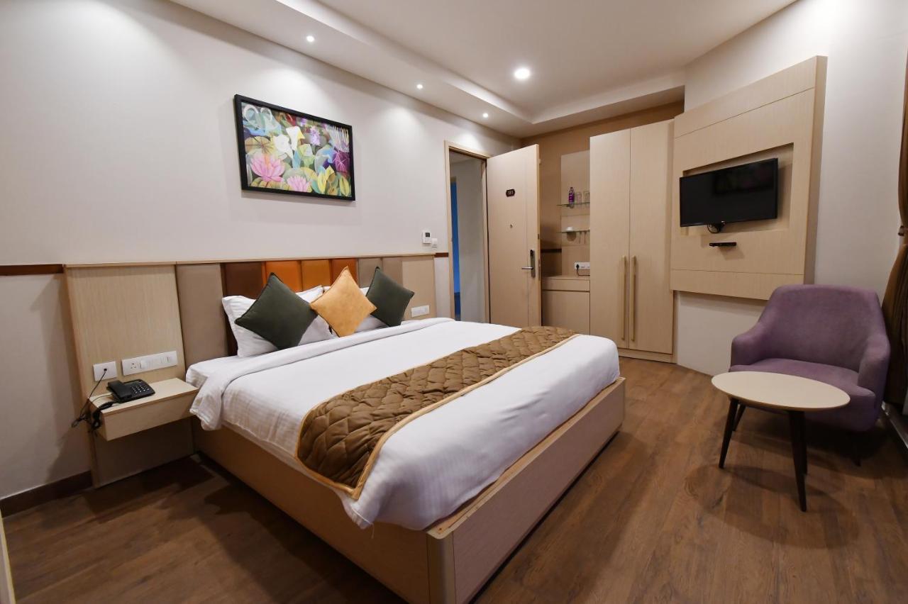 Deluxe Double or Twin Room