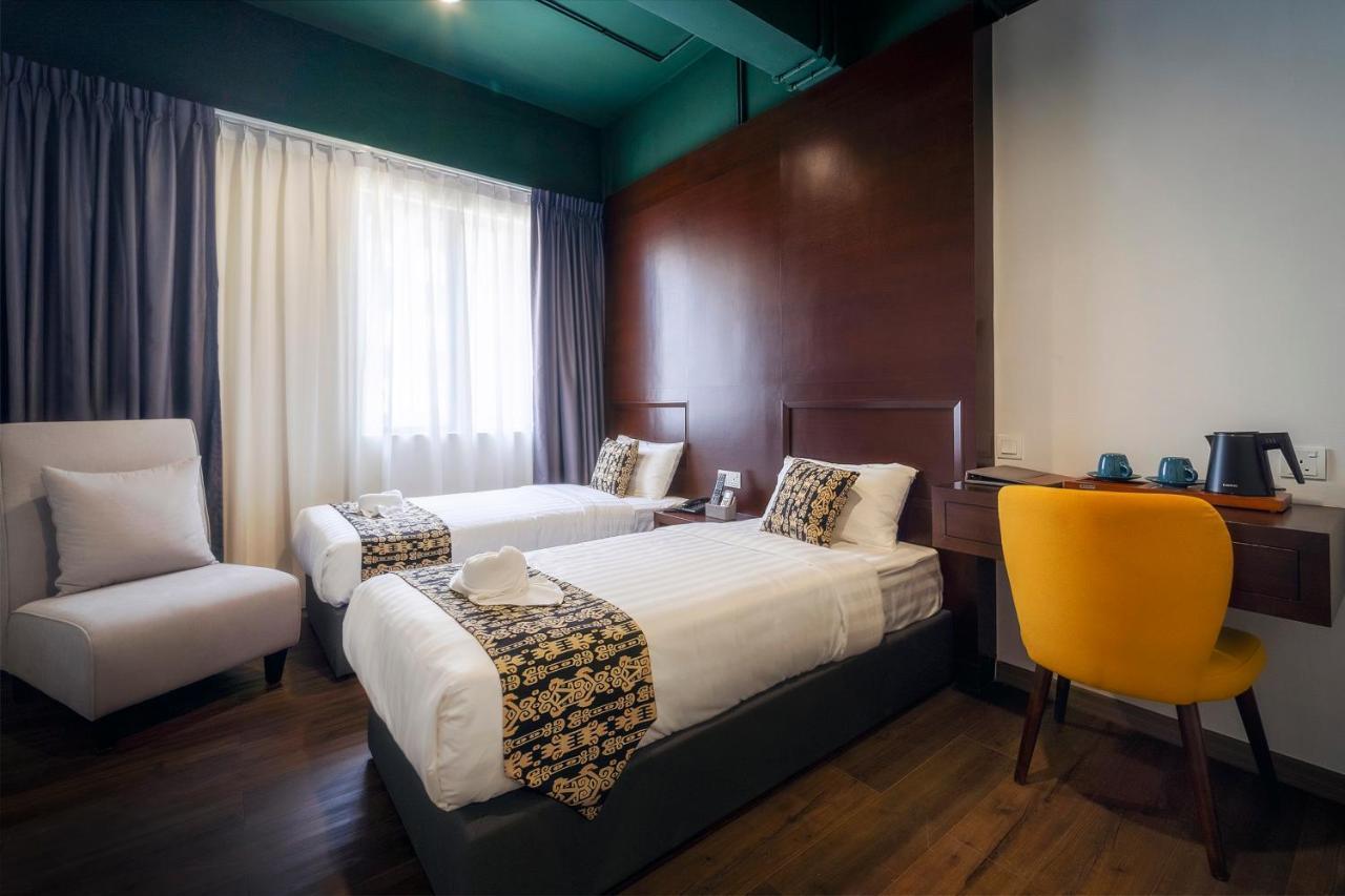 Deluxe Twin Room with Entertainment Channels,1297742596:JPEG