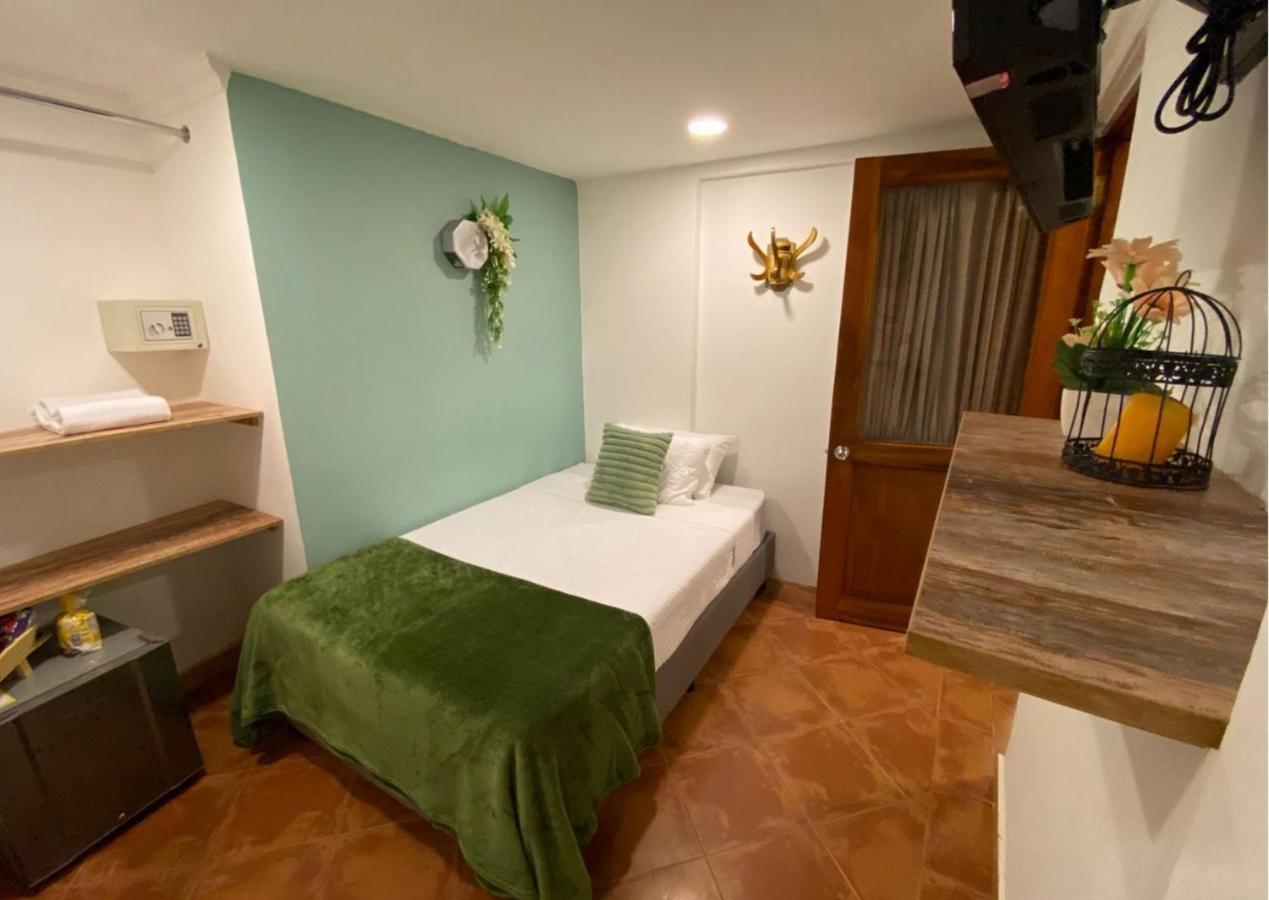 Single Room Bathroom