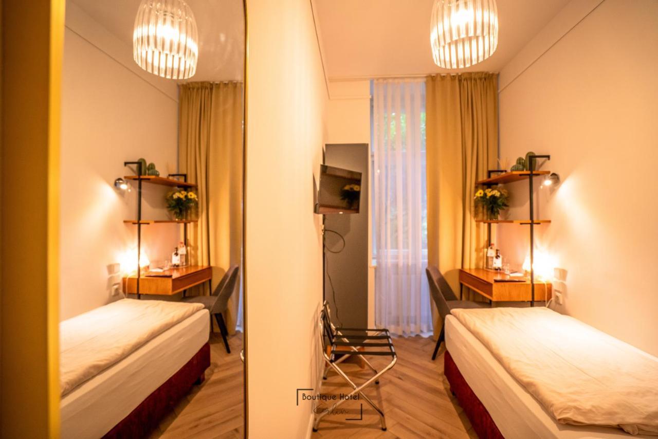 Small Single Room