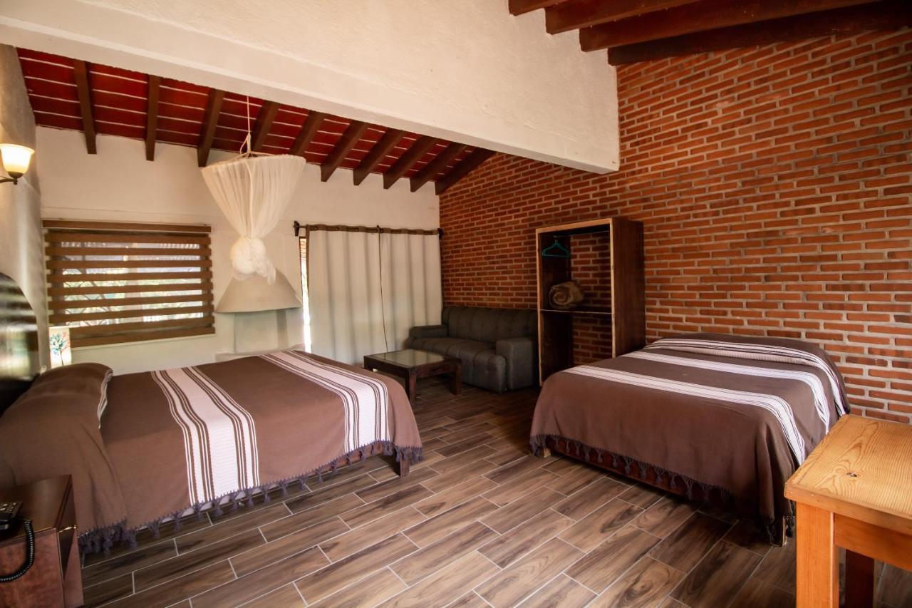 Twin Room,1333625249:JPEG